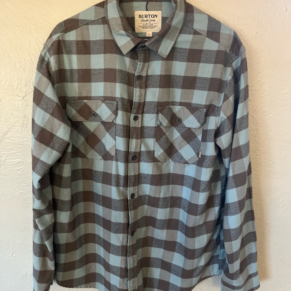 Burton Men's Casual Blue and Grey Plaid Shirt